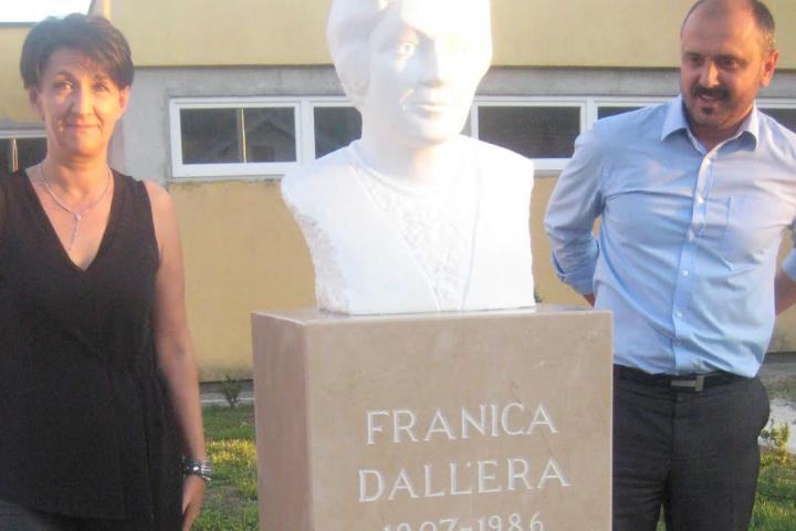Otkrivena bista učiteljici Franici Dall’era u Viru