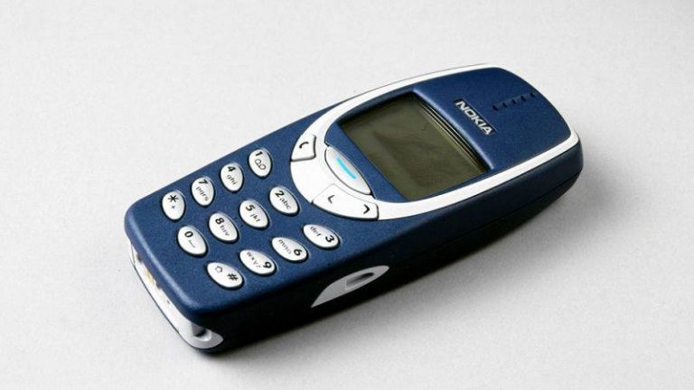 Nokia na tržište vraća model 3310