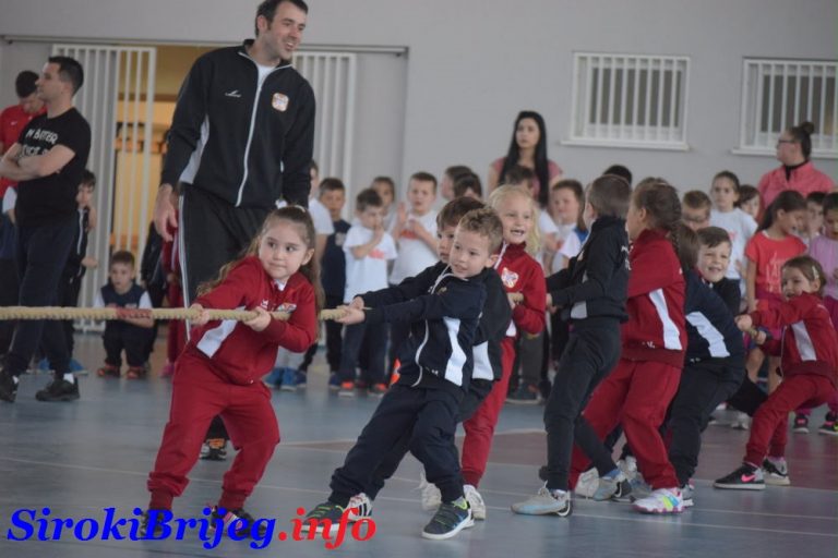 VIDEO – FOTO: Održano sportsko-humanitarno natjecanje između sportskih škola s područja Hercegovine