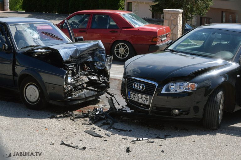 Teža prometna nesreća na magistralnoj cesti M-6.1 Mostar – Široki Brijeg