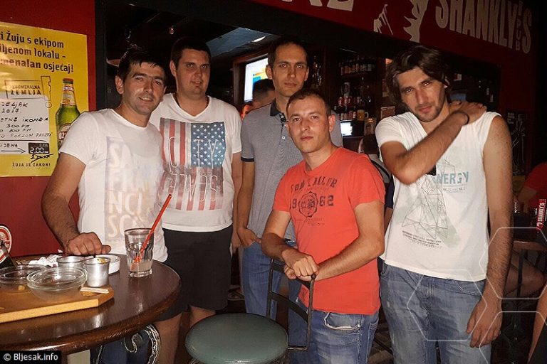 Širokobriježani u Mostaru pobijedili na pub kvizu ”Nogometne ikone”