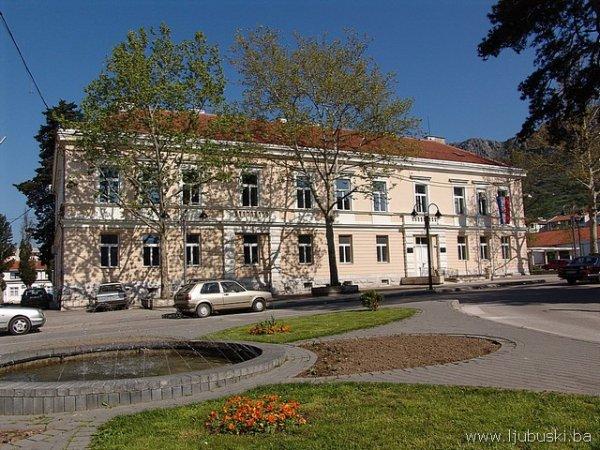 Ljubuški isplatio 366 jednokratnih novčanih potpora studentima za akademsku 2020./21. godinu