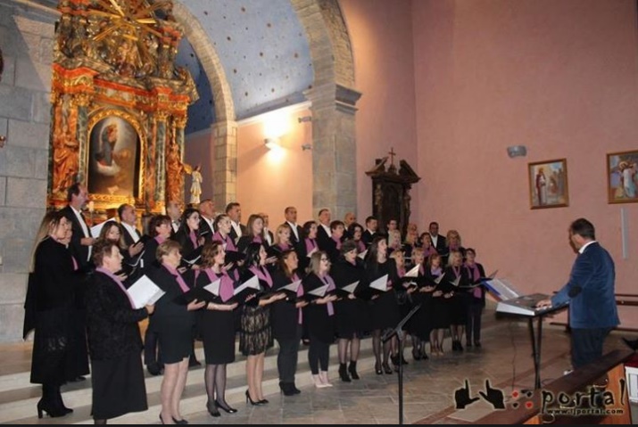 Humačka crkva odzvanjala marijanskim pjesmama