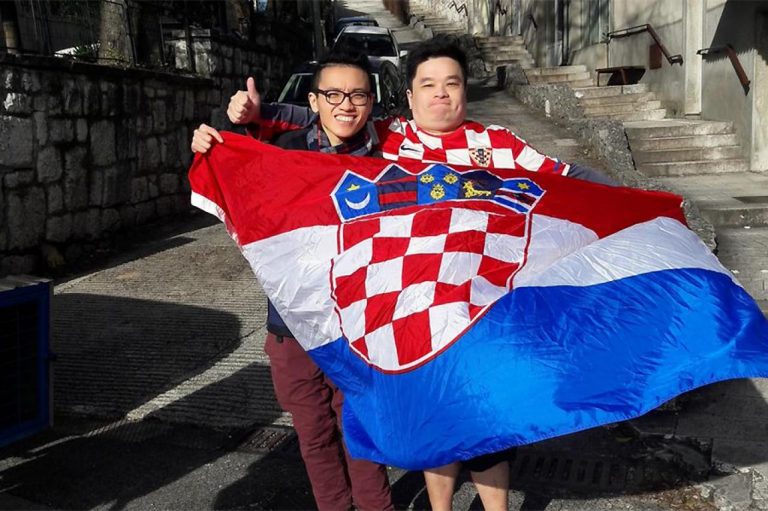 Dok se Širokobriježani prisjećaju pobijenih franjevaca u Hrvatskoj se zabavljaju sa dvojicom Kineza “Ustaša”!
