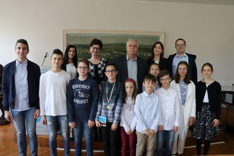 Gradonačelnik Kraljević upriličio prijem za učenike i profesore Glazbene škole Široki Brijeg