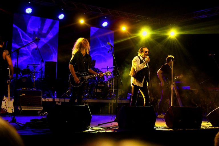 Vrhunski rock spektakl sa Željkom Bebekom održan u Posušju