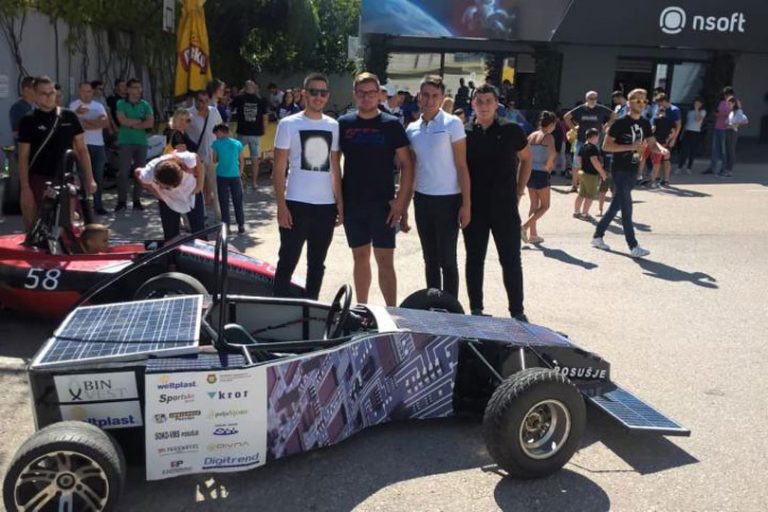 Posuška škola na događaju Find Your Spark predstavila svoj solarni automobil
