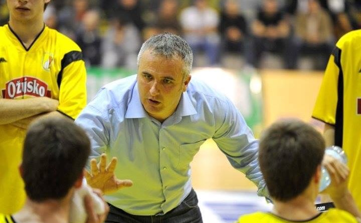 Košarkaši Posušja s novim trenerom deklasirali HKK Zrinjski II