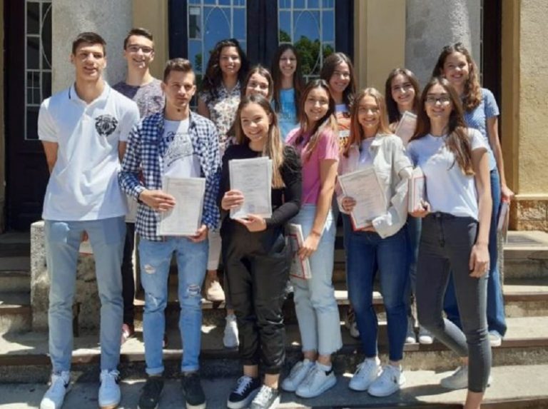 Četrnaest učenika gimnazije u Širokom Brijegu oslobođeno mature, Jelena Čolak učenica generacije