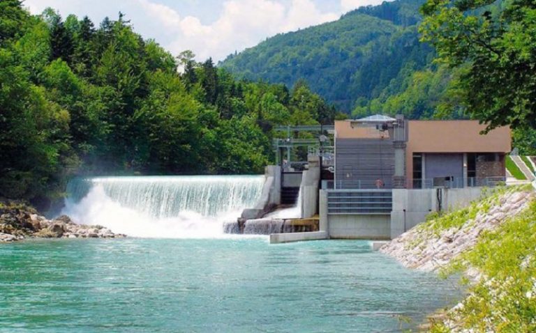 Vlada F BiH ukida poticaje za mini hidroelektrane, a novac preusmjeravaju na solarnu energiju