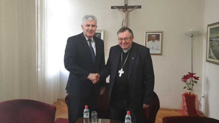 Kardinal Vinko Puljić prozvao Čovića i HDZ BiH za izdaju svoga naroda!